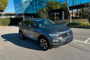 VOLKSWAGEN T-Roc 1.6 TDI IQ DRIVE