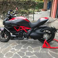 Ducati Diavel Carbon