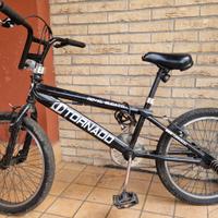 Bici Tornado BMX freestyle