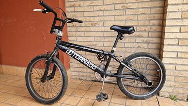 Bici Tornado BMX freestyle