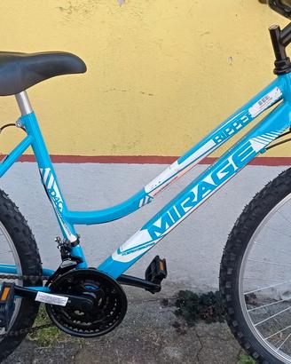 Bicicletta MTB nuova stock 