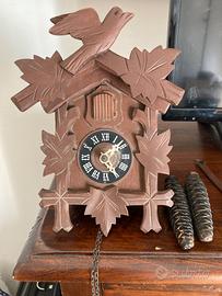 Orologio a cucù vintage
