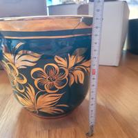 Vaso verde con fiori