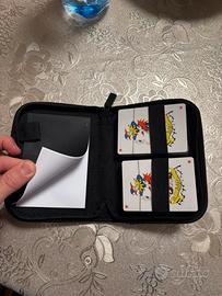 Custodia con carte da gioco