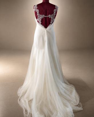 Abito da sposa nuovo in seta con velo e Swarovski