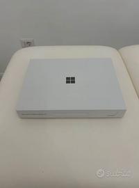 Microsoft  surflace laptop nuovo