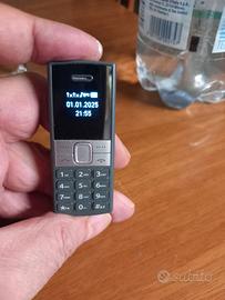 mini cellulare gsm dual sim 24gr cm 6,8X2,8
