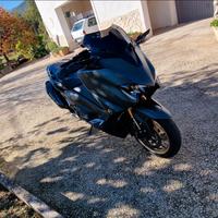 Yamaha T Max 560 - 2021