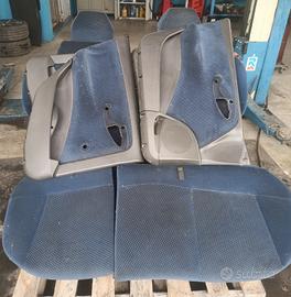 Interno completo di pannelli per Fiat Punto II