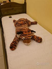 Tigre di peluches