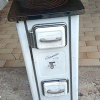 Stufa vintage funzionante e in buono stato