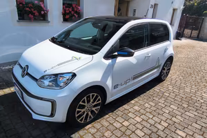 VW e-UP elettrica
