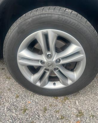 4 Cerchi in lega originali nissan qashqali e 4 gom