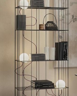 Lampada libreria riflessi