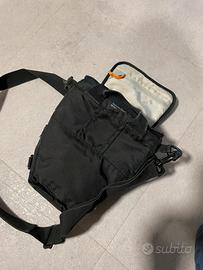 Porta macchina fotografica grande LowePro