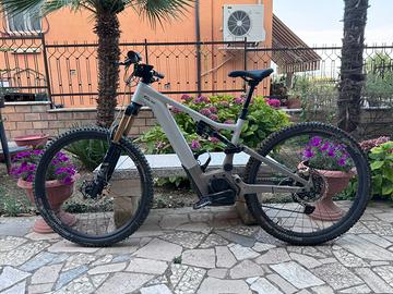 E-Bike Focus Jam 2 6.9 Bosch smart system 750w