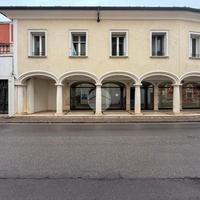 NEGOZIO A CARPENEDOLO