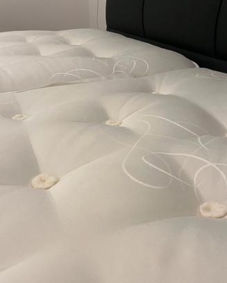 Letto matrimoniale di lusso 200 × 220 cm