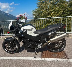 Bmw f800r