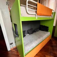 CAMERETTA CON LETTO A CASTELLO