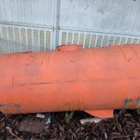 Serbatoio usato arancione buone condizioni