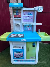 Cucina giocattolo per bambini