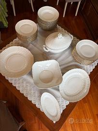 Servizio Vecchio Ginori bordo in Oro Completo