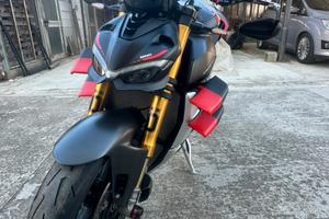Ducati Streetfighter V4 SP 2022