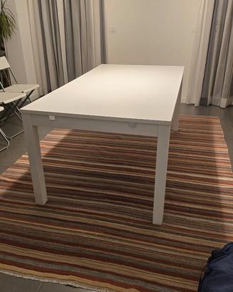 Tavolo sala da pranzo in legno bianco