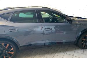 Cupra Formentor 1.5 e-hybrid Plug in ( 204 CV- 142