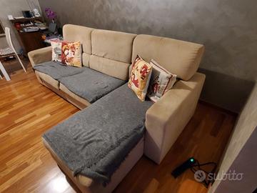 Divano 3 posti con penisola