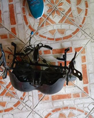 telaietto completo di faro TDM 850