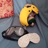 Casco con cuffie antirumore