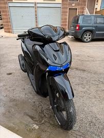 sh 125