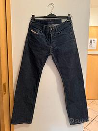 Jeans Diesel nuovi (taglia 29 denim, lunghezza 34)