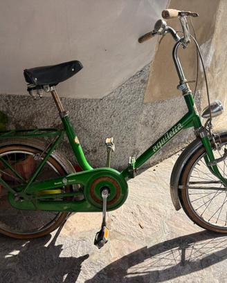 Bicicletta da restaurare vintage