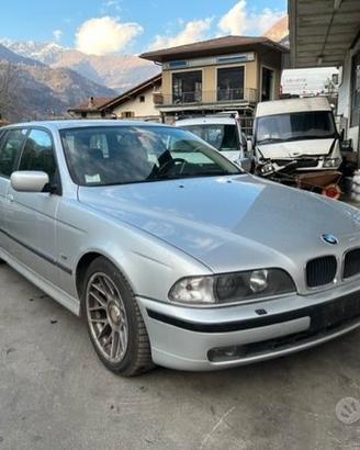Ricambi BMW 530d touring 2000 grigio chiaro