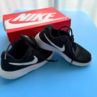 Scarpe nike bimbo 29,5