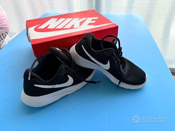 Scarpe nike bimbo 29,5