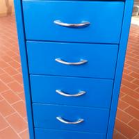 cassettiera metallo blu ikea