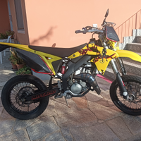 Suzuki Valenti racing 50 cc