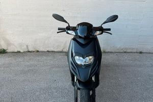 Aprilia 50 sr motard prezzo trattabile