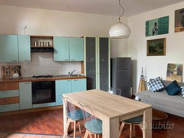 Appartamento via Commerciale 122, Trieste