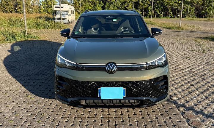 Volkswagen Tiguan 1.5 eTSI ACT DSG R-line