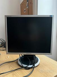 Monitor LCD SAMSUNG 19" 1280x1024 4:3 VGA