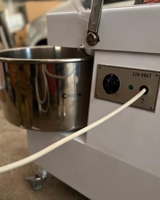 Impastatrice professionale