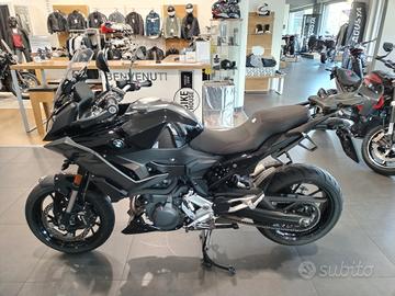 Bmw F 900 XR Triple Black