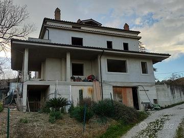 Casa indipendente da ultimare