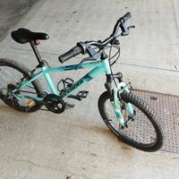 Bicicletta bimbo fino a circa 8/9 anni