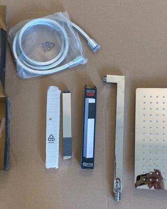 Kit doccia completo soffione quadrato